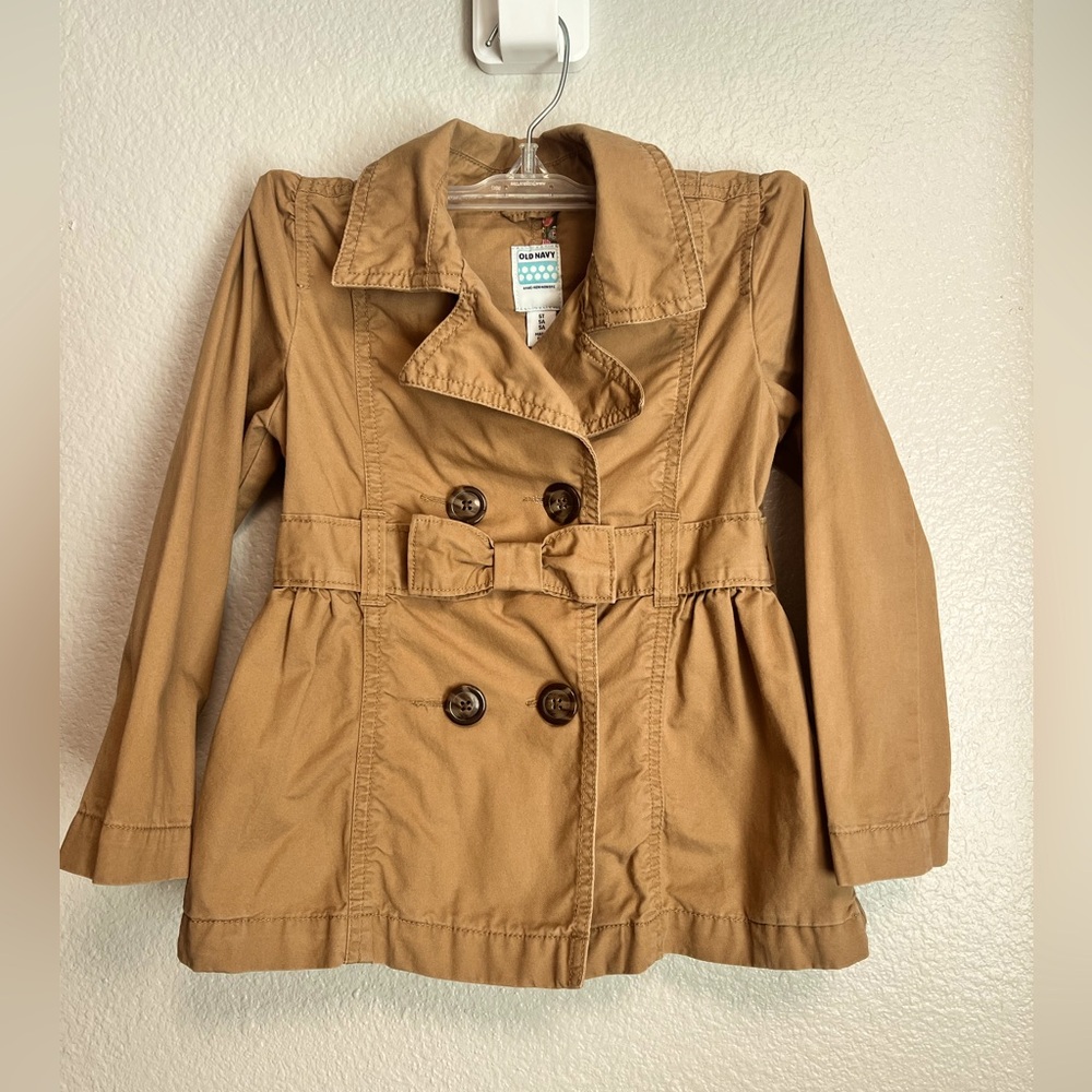 Old Navy Toddler Double-Breasted Trench Coat with Bow Detailing and pockets 5T
